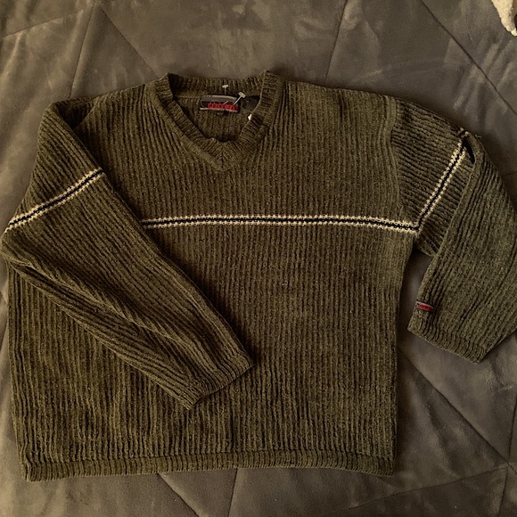 knit Point Zero sweater - Picture 4 of 5